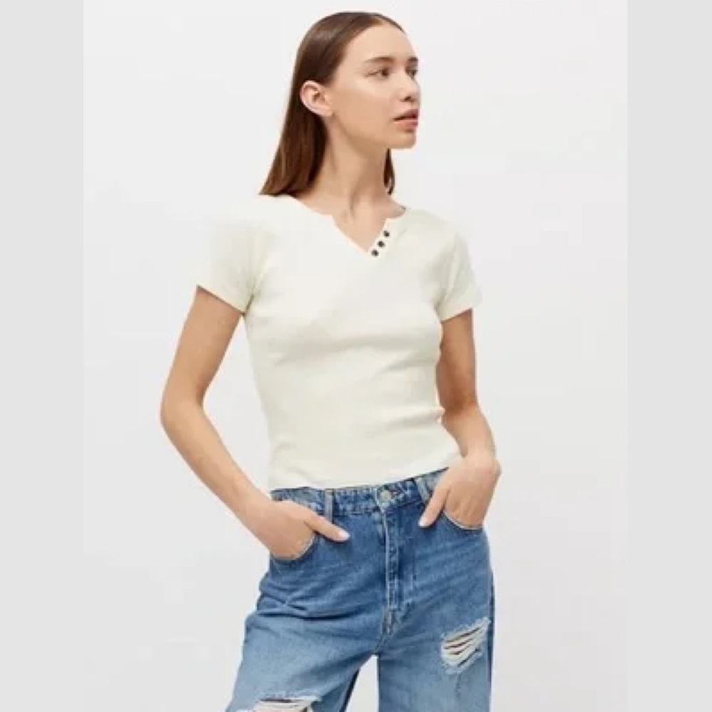Urban Outfitters BDG Faith Henley Top Size XS